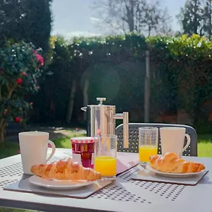 https://causey-lodge-superb-comfy-home-in-exeter-by-staystay.cardiffhotelswales.com